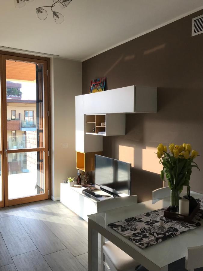 Portello La Casa Di Andrea ミラノ エクステリア 写真